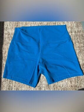 lululemon athletica Bright Blue High-Rise Bike Shorts. MISSING STICKER ON BACK